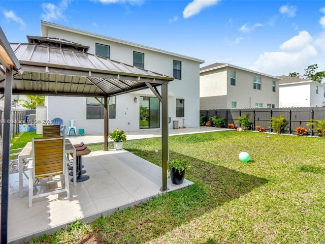 Продажа дома по адресу 12973 SW 266th ter - фото 6209026