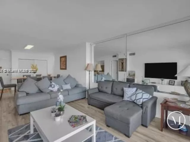 Квартира в аренду номер6K - фото 6190695