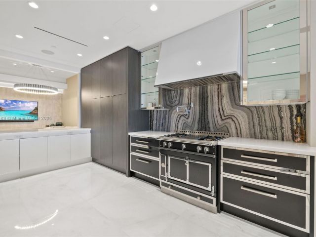 Продажа квартиры #3003 - фото 6198814