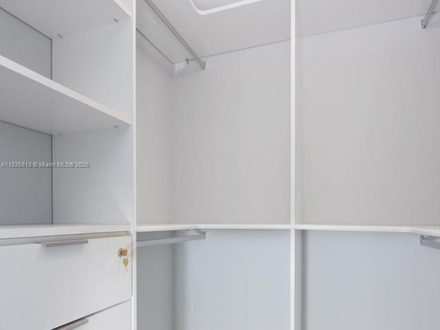 Продажа квартиры #4205 - фото 6202946