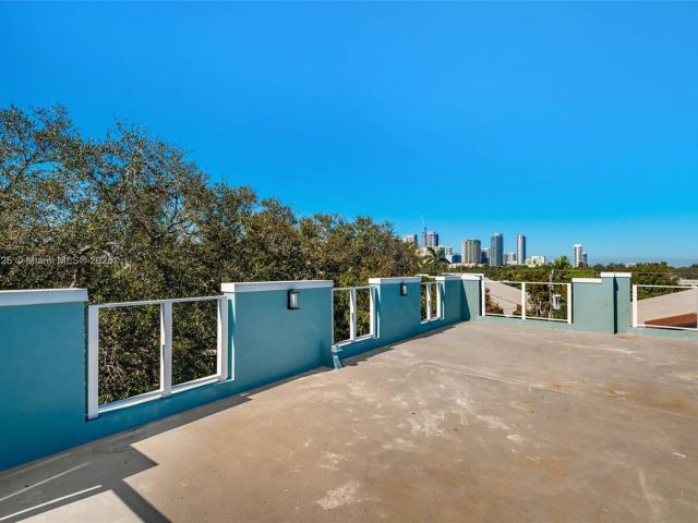 Продажа дома по адресу 824 SE 12 ct 1 - фото 6191651