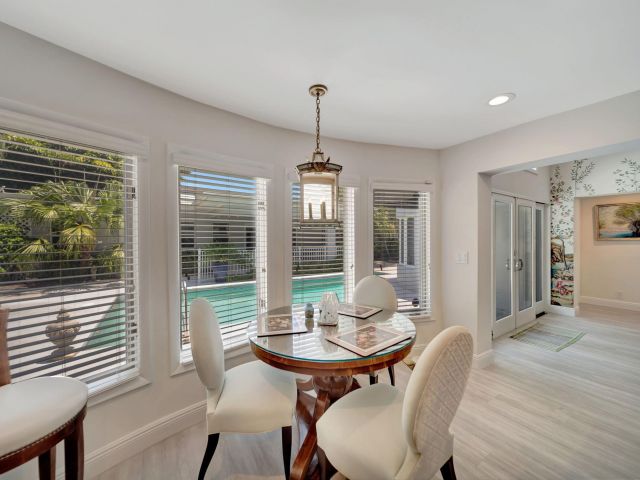 Продажа дома по адресу 1109 SE 11th Ct - фото 6207541