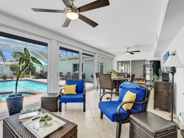 Продажа дома по адресу 4711 Bayview Dr - фото 6191475