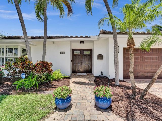 Продажа дома по адресу 4711 Bayview Dr - фото 6191487