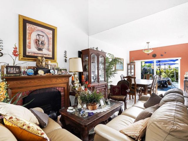 Продажа дома по адресу 14783 SW 143rd Ter - фото 6221405