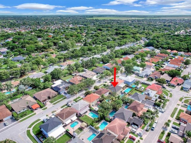 Продажа дома по адресу 14783 SW 143rd Ter - фото 6221416