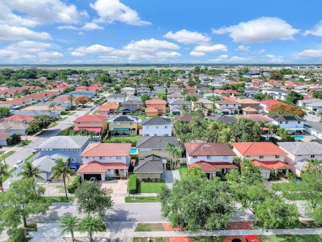 Продажа дома по адресу 14783 SW 143rd Ter - фото 6221420