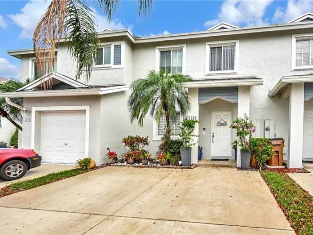 Дом в аренду по адресу 1432 SW 47 Ave 1432 - фото 6192179