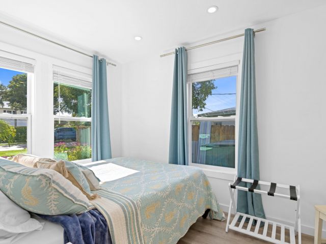 Продажа дома по адресу 826 SE 4th Avenue - фото 6214471