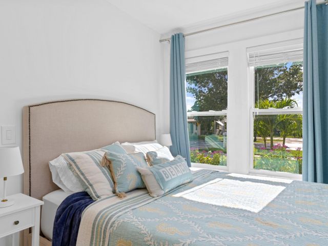 Продажа дома по адресу 826 SE 4th Avenue - фото 6214472