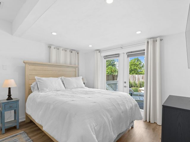 Продажа дома по адресу 826 SE 4th Avenue - фото 6214477