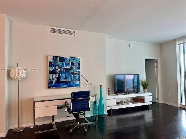 Квартира в аренду номер511 - фото 6193937