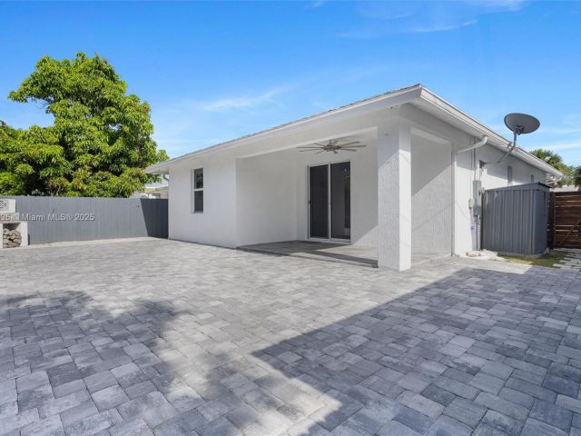 Продажа дома по адресу 525 El Prado - фото 6193351