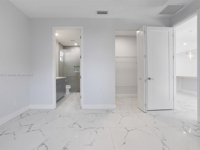 Продажа дома по адресу 525 El Prado - фото 6193358