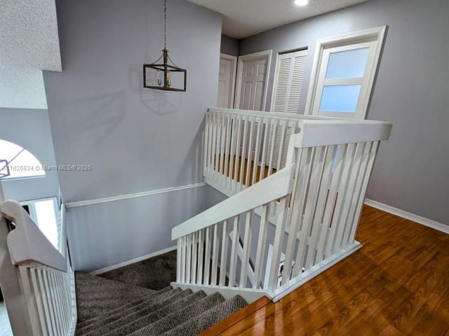 Продажа дома по адресу 335 SW 183rd Way - фото 6193527