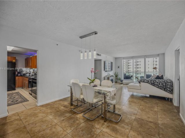 Продажа квартиры #702 - фото 6193880