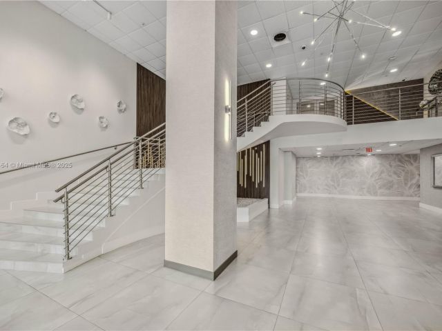 Продажа квартиры #702 - фото 6193887