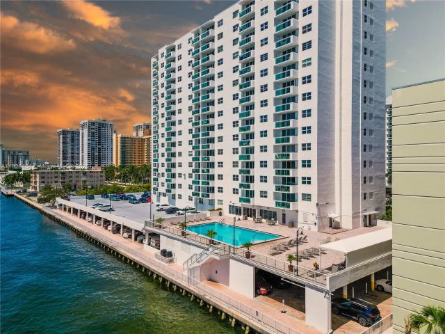 Продажа квартиры #702 - фото 6193889