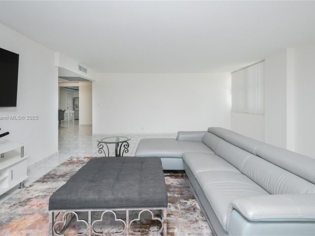 Продажа квартиры #227 - фото 6194154