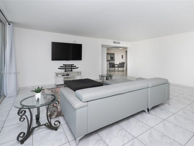 Продажа квартиры #227 - фото 6194161