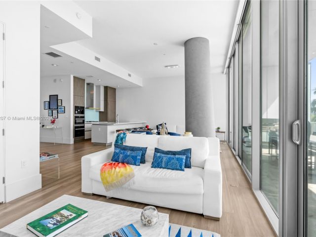 Продажа квартиры #403S - фото 6198488