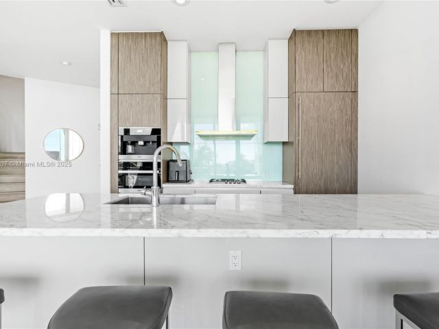 Продажа квартиры #403S - фото 6198490