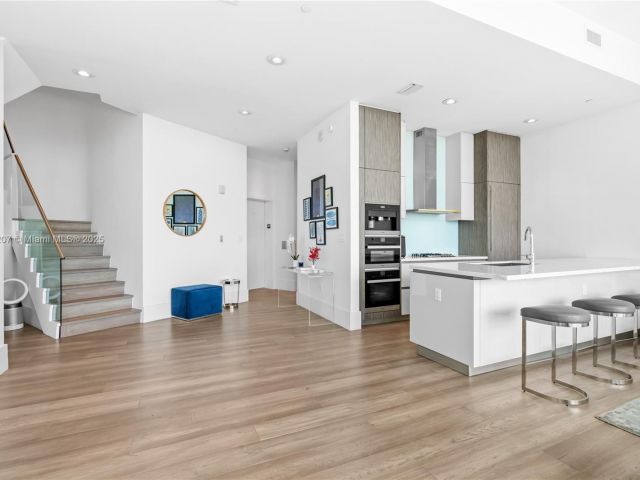 Продажа квартиры #403S - фото 6198493