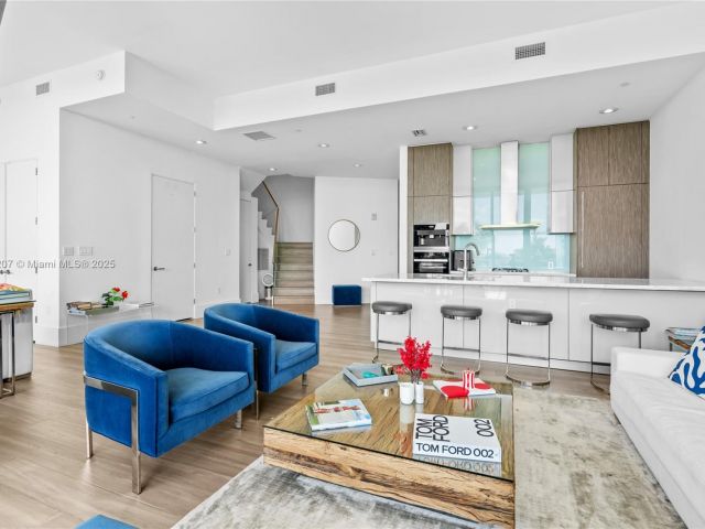 Продажа квартиры #403S - фото 6198497