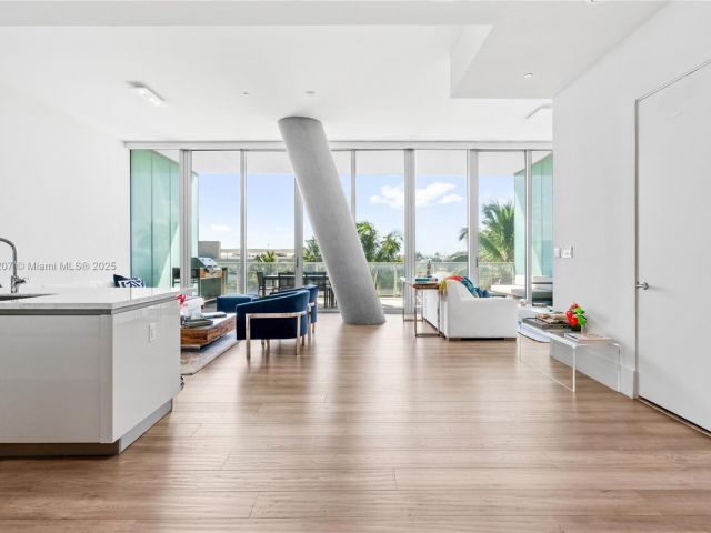 Продажа квартиры #403S - фото 6198507