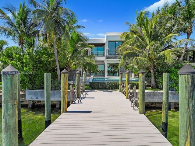 Продажа дома по адресу 1311 Stillwater Dr - фото 6195591