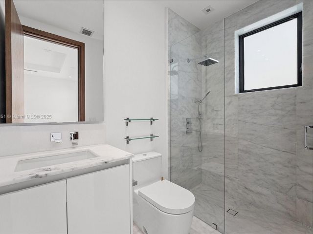 Продажа дома по адресу 1311 Stillwater Dr - фото 6195592