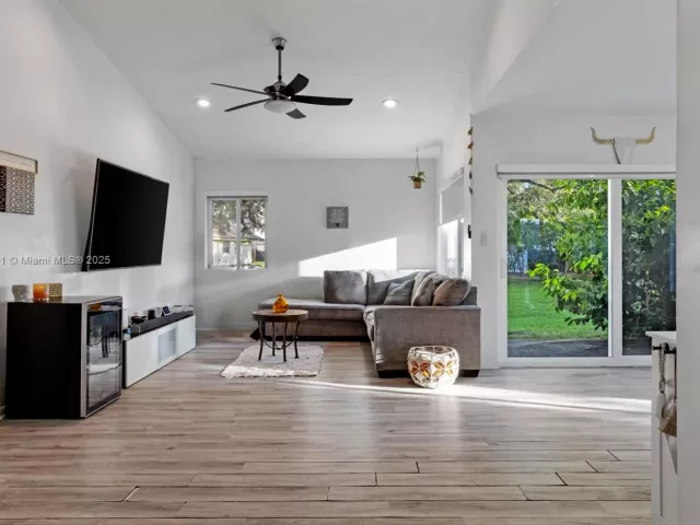 Продажа дома по адресу 50 Forest Cir - фото 6291089