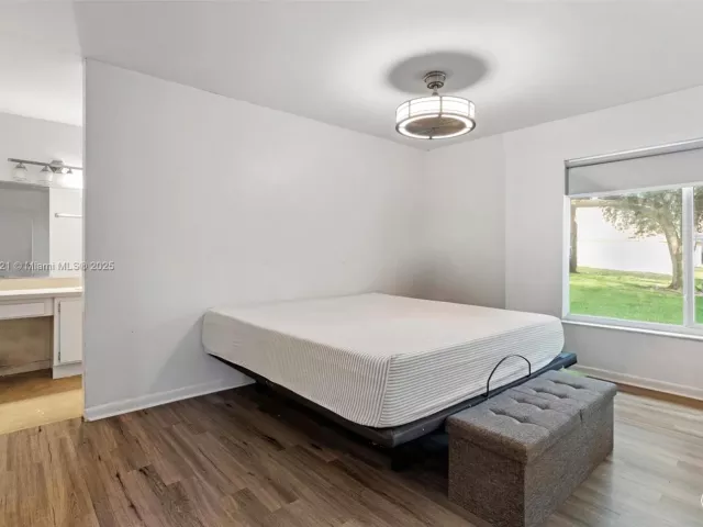 Продажа дома по адресу 50 Forest Cir - фото 6291077