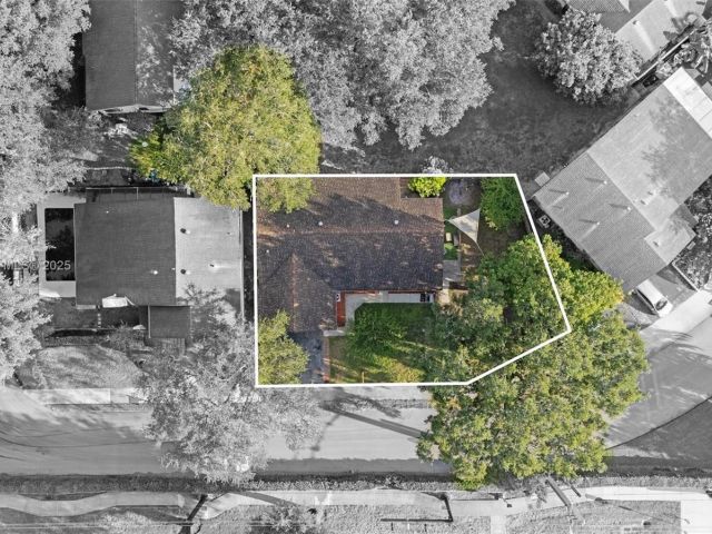 Продажа дома по адресу 50 Forest Cir - фото 6291074