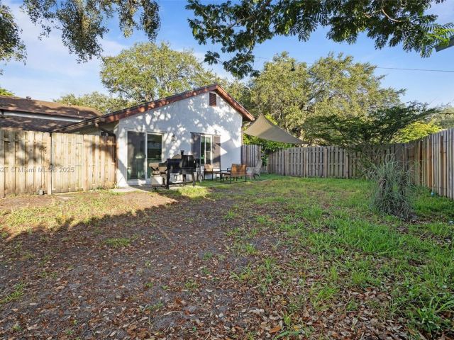 Продажа дома по адресу 50 Forest Cir - фото 6291075