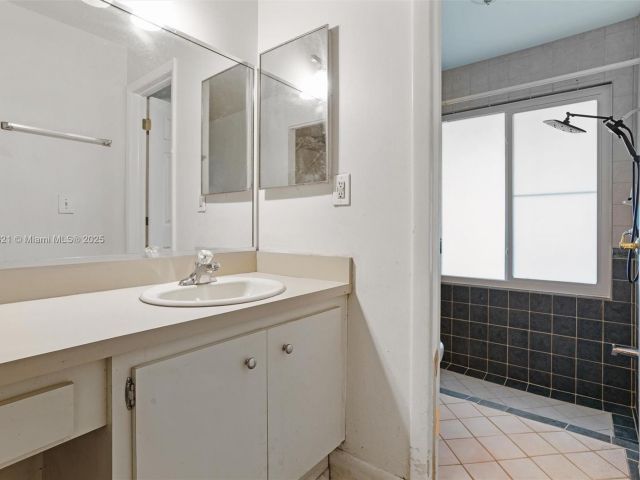 Продажа дома по адресу 50 Forest Cir - фото 6291076