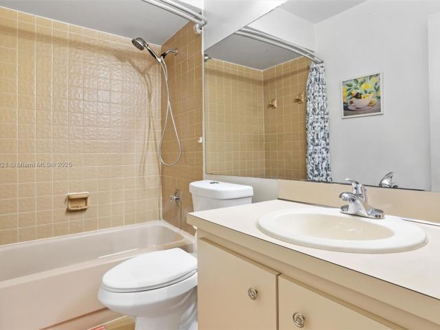 Продажа дома по адресу 50 Forest Cir - фото 6291078