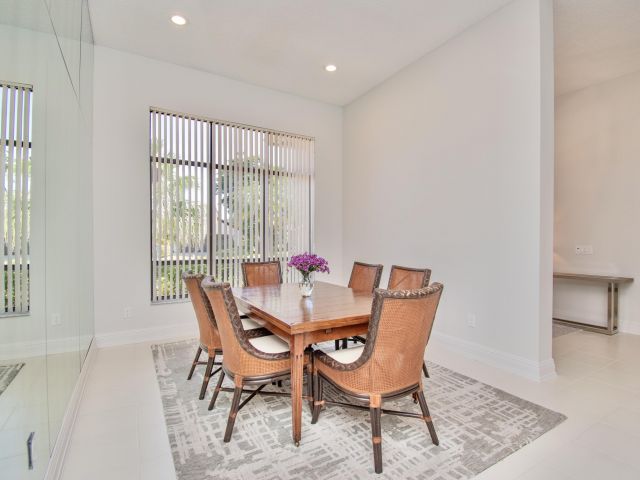 Продажа дома по адресу 11415 Boca Woods Lane - фото 6217415