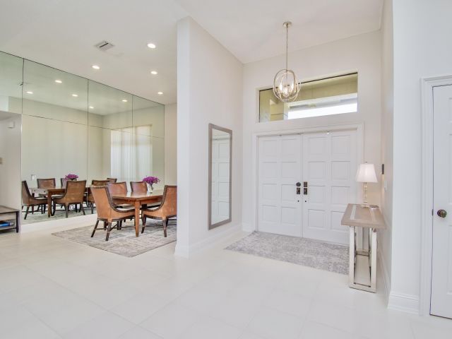 Продажа дома по адресу 11415 Boca Woods Lane - фото 6217417