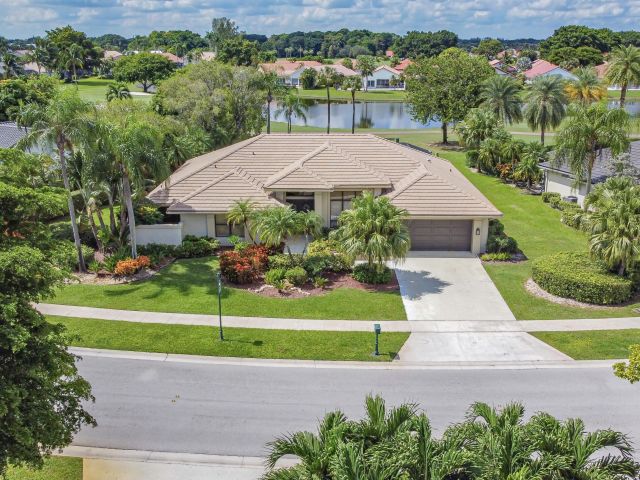 Продажа дома по адресу 11415 Boca Woods Lane - фото 6217433