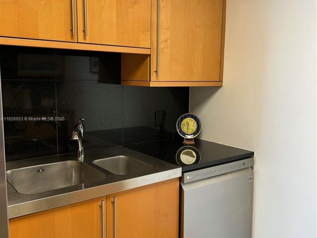 Квартира в аренду номер2309 - фото 6199181