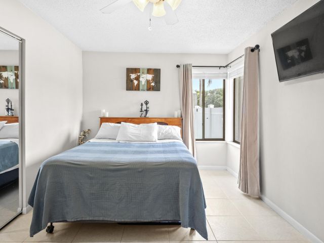 Продажа дома по адресу 4560 Brandywine Drive - фото 6217276