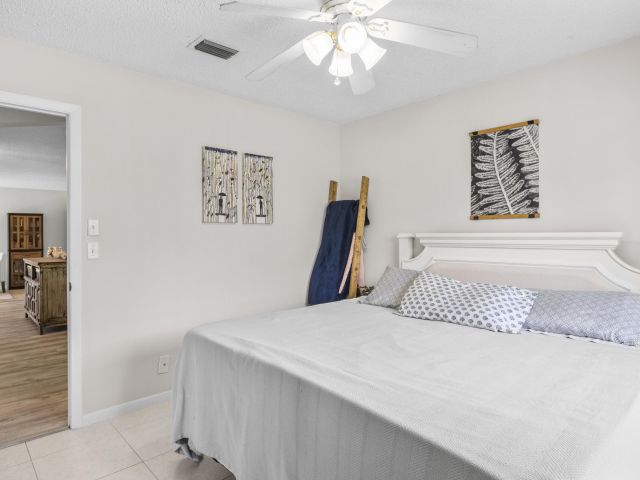 Продажа дома по адресу 4560 Brandywine Drive - фото 6217278