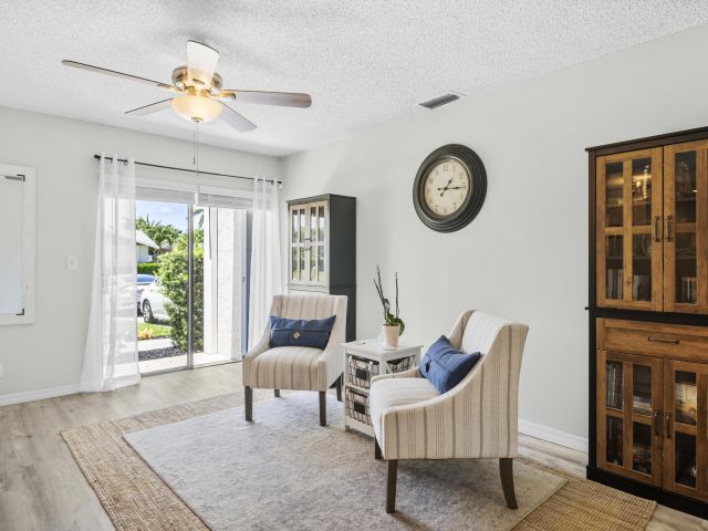 Продажа дома по адресу 4560 Brandywine Drive - фото 6217283