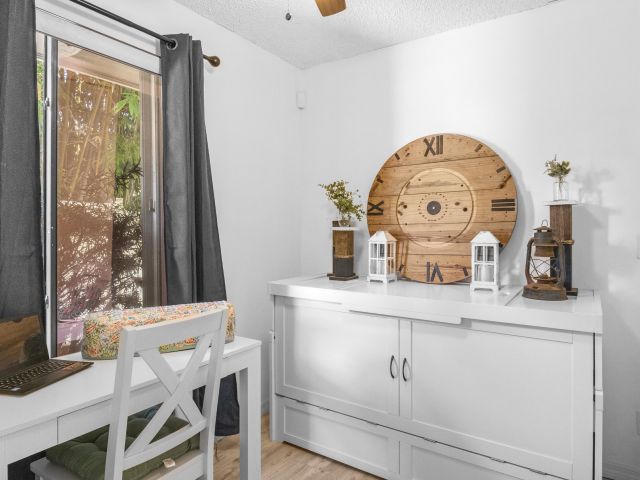 Продажа дома по адресу 4560 Brandywine Drive - фото 6217284