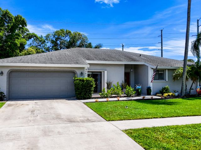 Продажа дома по адресу 4560 Brandywine Drive - фото 6217290