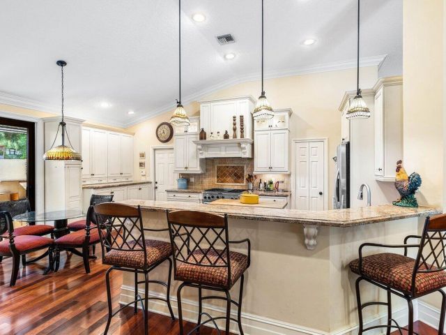 Дом в аренду по адресу 2455 Hampton Bridge Road - фото 6214724