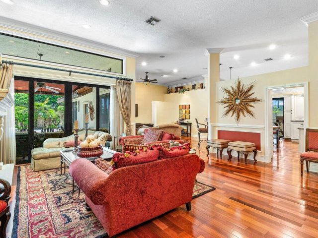 Дом в аренду по адресу 2455 Hampton Bridge Road - фото 6214733