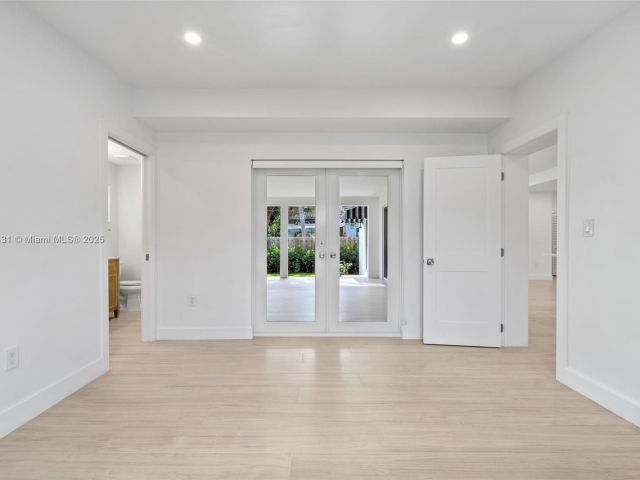 Продажа дома по адресу 1617 Washington St - фото 6233593