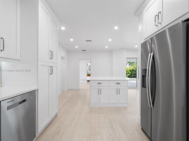 Продажа дома по адресу 1617 Washington St - фото 6233600